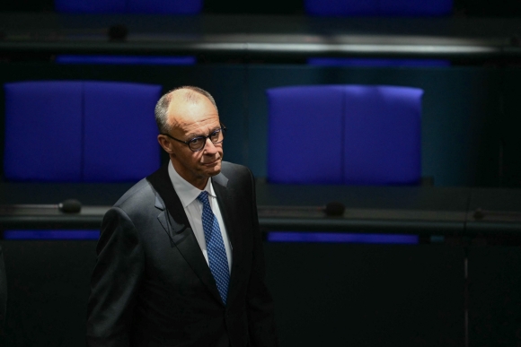 1 Friedrich Merz Va That Bai Lich Su Tai Bundestag Con Dia Chan Chinh Tri Giua Long Berlin