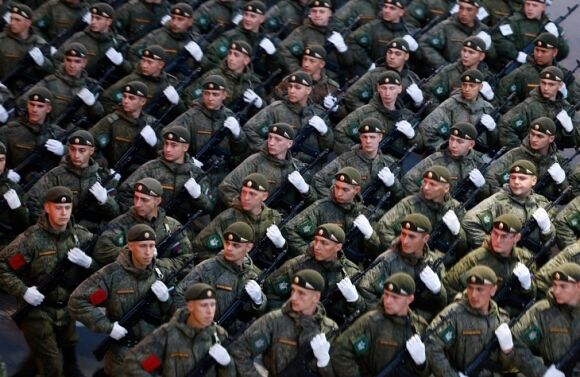 1 Nga Huy Dieu Binh Ngay Chien Thang O Crimea