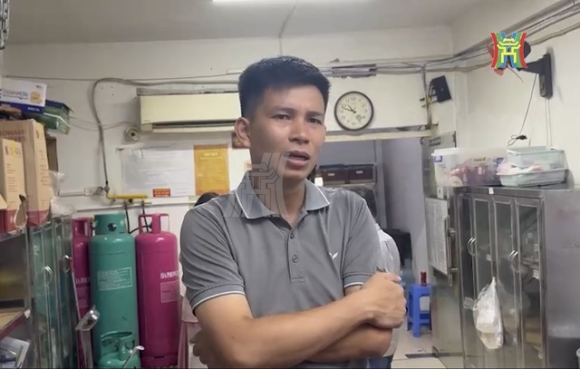 3 Chu Quan Long Se Dieu Noi Tieng Ha Noi Xin Loi Toi Lam Quang Cao Nen Cung Noi Hoi Qua