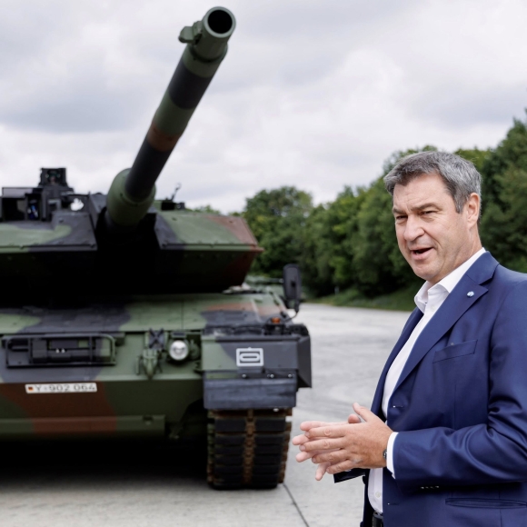 1 Duc Day Manh Dau Tu Quoc Phong Huong Toi Tu Chu An Ninh Vao Nam 2030