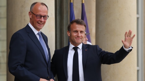 1 Duc Bo Phan Doi Dien Hat Nhan Mo Duong Hop Tac Nang Luong Voi Phap