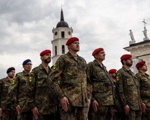 1 Duc Trien Khai Lu Doan Chien Dau Thuong Truc Dau Tien O Nuoc Ngoai Ke Tu The Chien Ii