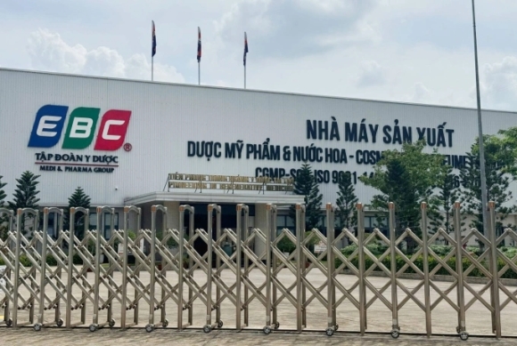 2 Khoi To Vu An Hang Gia Lien Quan My Pham Doan Di Bang Quang Cao