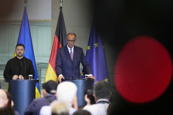 1 Thu Tuong Duc Cam Ket Giup Ukraine Che Tao Ten Lua Tam Xa