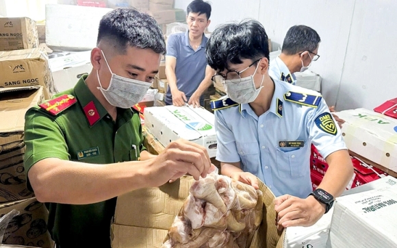 1 Phat Hien Gan 4 Tan Thit Ban Heo Ga Trau Dong Lanh Nhap Lau Tu Nuoc Ngoai