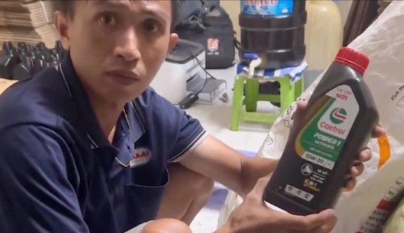 1 Duong Day Lam Gia Nhot Castrol Motul Honda Yamaha Bi Triet Pha