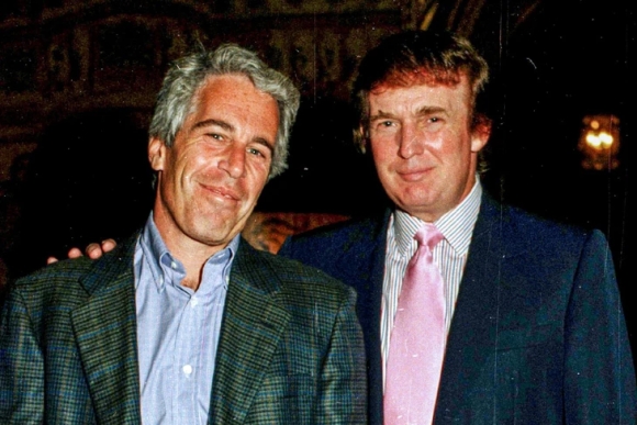 1 Buc Anh Chup Ong Trump Cung Ti Phu Au Dam Epstein Gay Sot Sau Bai Dang Cua Ong Musk
