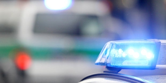 1 Xe Dam Vao Nhom Nguoi O Passau Duc Vo Con Tai Xe Bi Thuong