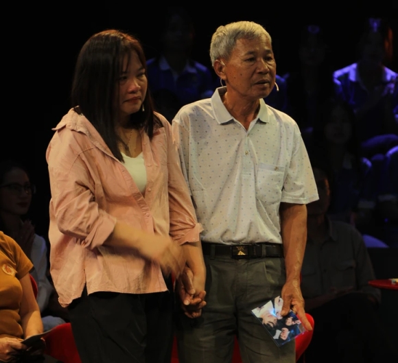 4 Nhu Chua He Co Cuoc Chia Ly Bo Bo De Di Theo Me La Mot Sai Lam