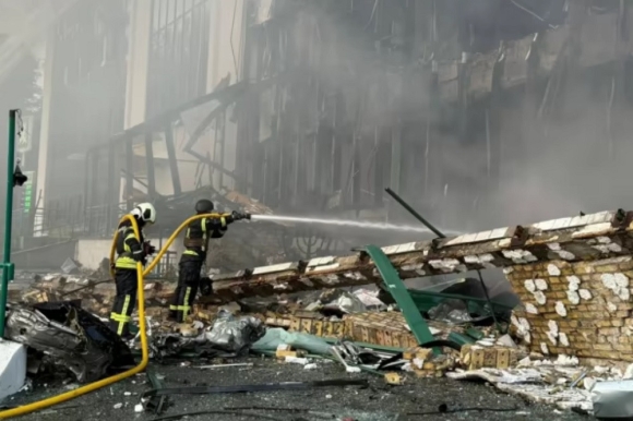 1 Nga Tan Cong Quy Mo Lon Vao Chung Cu Nha Dan O Kyiv Va Odesa Gay Thiet Hai Nang Ne