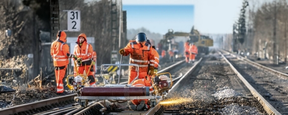 1 Ke Hoach Dai Tu Duong Sat Cua Duc Doi Mat Kho Khan Nghiem Trong