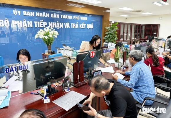 1 Hon 3000 Ti Dong Chi Cho Can Bo Nghe An Thoi Viec Nghi Huu Truoc Tuoi