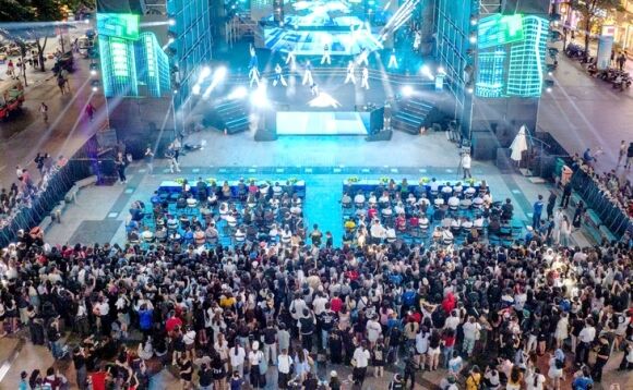 1 Hang Trieu Nguoi Huong Ung Thanh Toan Khong Tien Mat