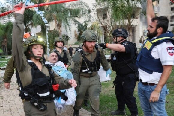 2 Nghi Iran Phong Ten Lua Sieu Vuot Am Chien Dau Co Israel Danh Trung Tam Chi Huy Tinh Bao Iran