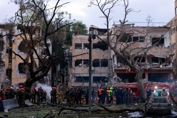 3 Nghi Iran Phong Ten Lua Sieu Vuot Am Chien Dau Co Israel Danh Trung Tam Chi Huy Tinh Bao Iran