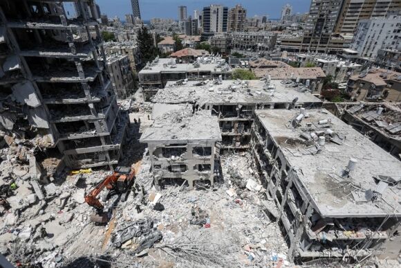 5 Nguoi Dan Iran Thao Chay Khoi Thu Do Tehran