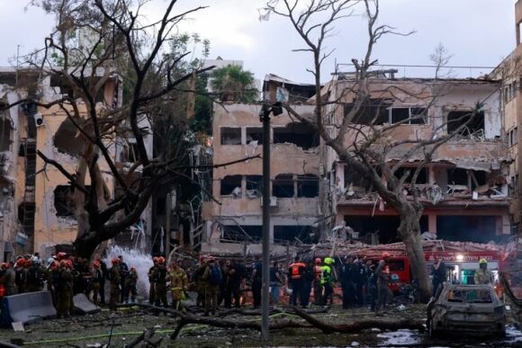 6 Nguoi Dan Iran Thao Chay Khoi Thu Do Tehran