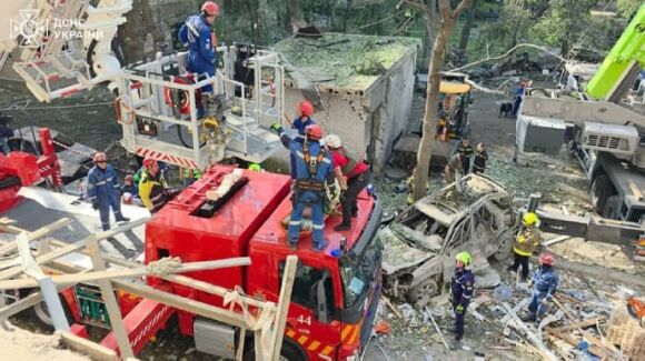 1 Tan Cong Ten Lua Nga O Kyiv Mot Nguoi Song Sot Nam Nguoi Van Mat Tich