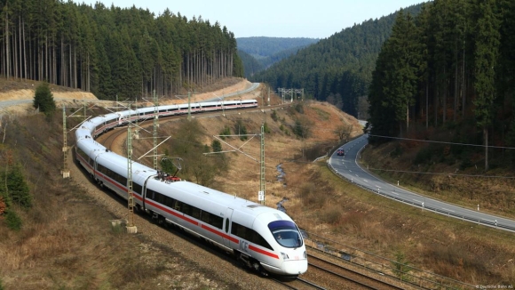 1 Duc Rot 500 Ty Euro Hien Dai Hoa Ha Tang Uu Tien Duong Sat