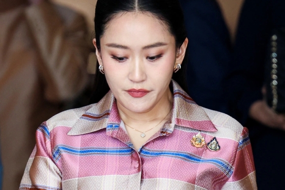 1 Ba Paetongtarn Bi Dieu Tra Sau Cuoc Goi Voi Ong Hun Sen