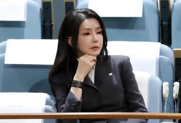 1 Cuu De Nhat Phu Nhan Han Quoc Bi Tuoc Bang Thac Si