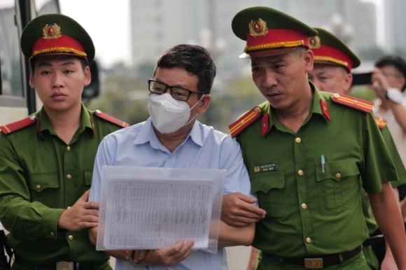 3 Hau Phao Va Su Sup Do Cua Mot Loi Hua