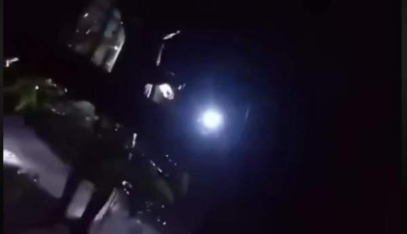 2 Nghich Tu Duoi Danh Bo Chem Me Tu Vong