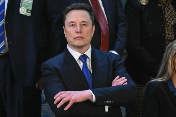 1 Elon Musk Chi Trich Dao Luat To Dep Tiep Tuc De Xuat Lap Dang Moi