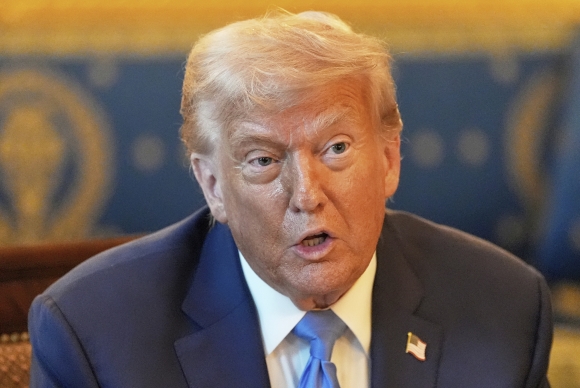 1 Donald Trump Bat Ngo Doi Y Noi Gui Them Vu Khi Cho Ukraine