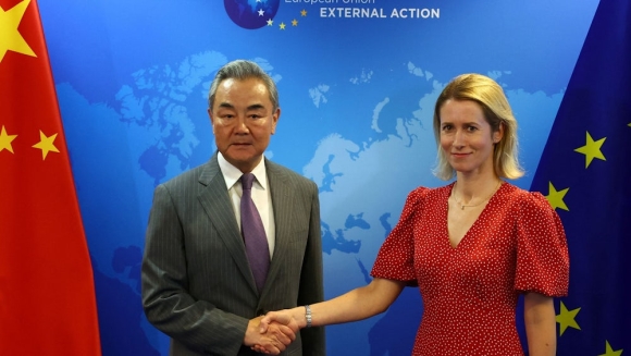 1 Trung Quoc Va Thong Diep De Doa Nga Va Chau Au Muc Dich Thuc Su La Gi