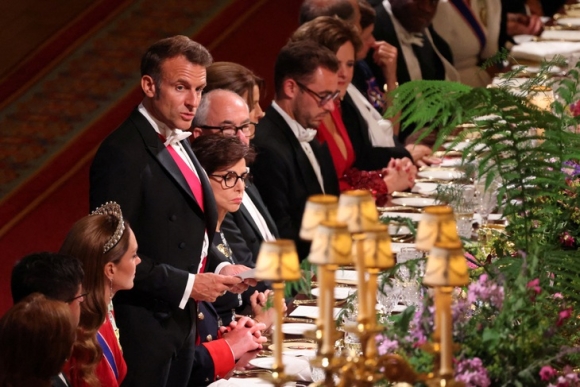 6 Tong Thong Macron Chau Au Can Giam Su Phu Thuoc Kep Vao My Va Trung Quoc