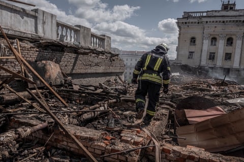 6 Nhung Nguoi Linh Cuu Hoa Ukraine Tren Tuyen Dau Giua Khoi Lua Va Tu Than