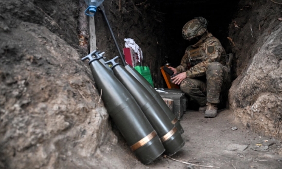 2 Ong Trump Neu Phuong An Gian Tiep Chuyen Vu Khi Cho Ukraine