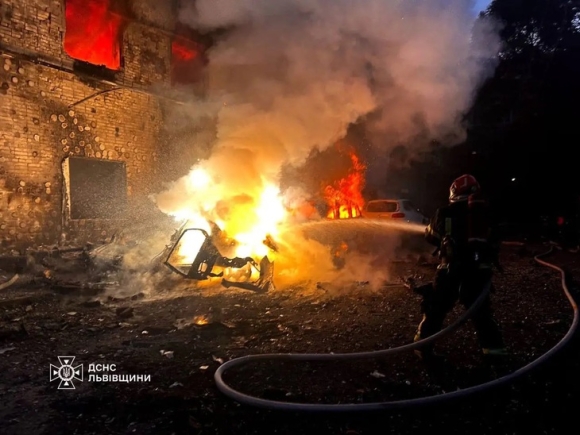 1 Quan Xam Luoc Nga Tan Cong Du Doi Mien Tay Ukraine Thu Thach Moi Cho Phuong Tay Va Su Im Lang Dang Ngo Cua Trump