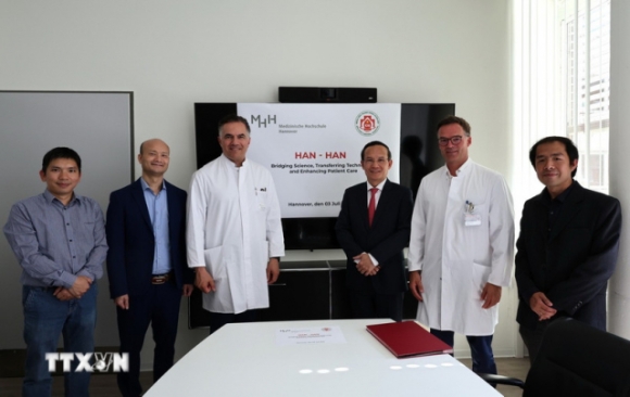 1 Benh Vien 108 Va Benh Vien Cua Duc Ky Hop Tac Lau Dai Trong Linh Vuc Tim Mach