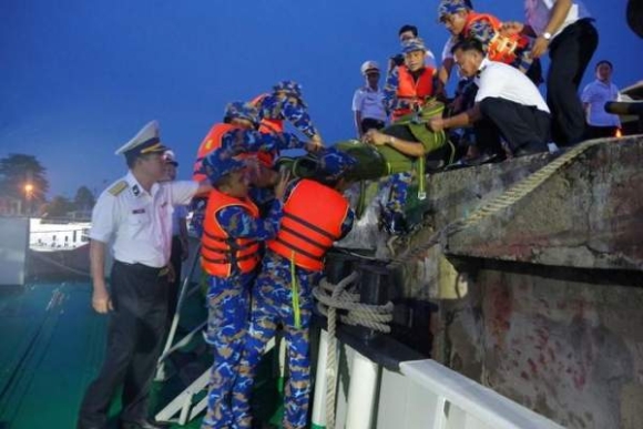 11 Vu Lat Tau O Quang Ninh Tim Thay Them Thi The Khi Truc Vot Tau 37 Nguoi Tu Vong