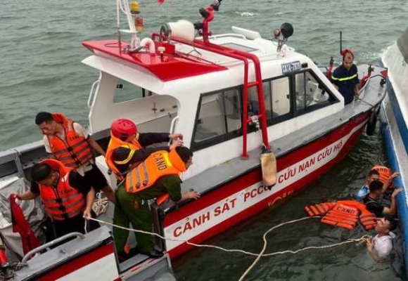 14 Vu Lat Tau O Quang Ninh Tim Thay Them Thi The Khi Truc Vot Tau 37 Nguoi Tu Vong