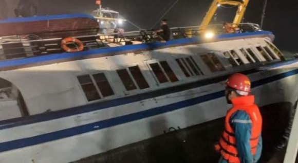 2 Vu Lat Tau O Quang Ninh Tim Thay Them Thi The Khi Truc Vot Tau 37 Nguoi Tu Vong