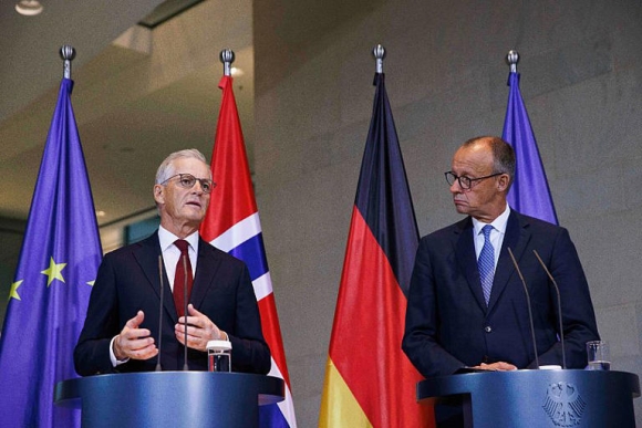 2 Duc Va My Nhat Tri Vien Tro Them Dan Duoc Va 5 He Thong Phong Khong Patriot Cho Ukraine