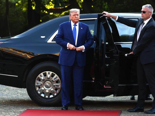 1 Thue Quan Trump Gay Thiet Hai Nang Ne Cho General Motors