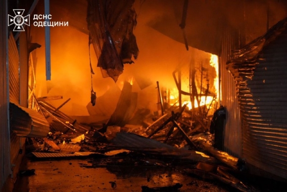 2 May Bay Khong Nguoi Lai Nga Tan Cong Cho Pryvoz Lich Su O Odessa Gay Thiet Hai Nghiem Trong