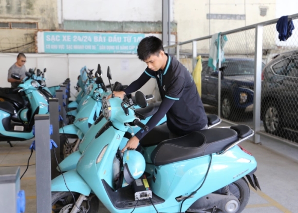 2 Mo Hinh Quan Ca Phe Kiem Tram Sac Xe Dien