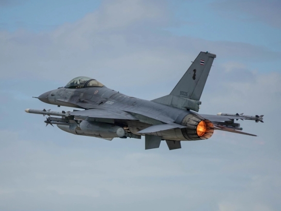 1 Bon Chien Dau Co Thai Lan Khong Kich Campuchia Dot 2