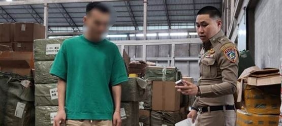 2 Dot Kich 5 Kho Hang Canh Sat Tich Thu 34800 Chai Nuoc Hoa Nhai 20 Thuong Hieu Lon Nhu Chanel Dior Dang Cho Ban Quy Mo Toi 35 Ty Dong