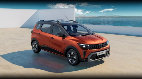 2 Renault   Hang Phap Tung Vao Viet Nam Lam Mpv 7 Cho Co Gia Quy Doi Chi 190 Trieu Dong Re Hon Chiec Dong Ho Rolex Re Nhat