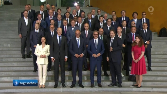 1 Duc Don Lan Song Dau Tu Ky Luc 631 Ty Euro