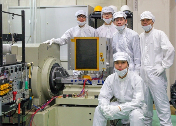 1 Luong Ky Su Hang Khong Vu Tru Lam Nha Nuoc Chua Toi 10 Trieu Dong