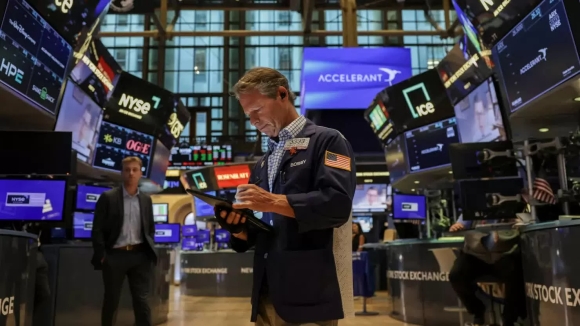 3 Thoa Thuan Thuong Mai My Eu Buoc Di Lon Chua Tung Co Canh Bao Thach Thuc Moi Thi Truong Chung Khoan Con Nhieu An So