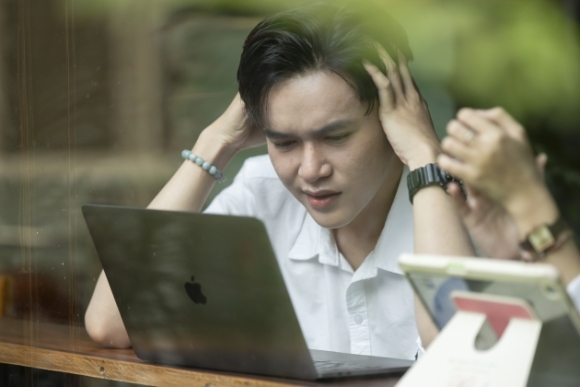 3 6 Cau Cua Mieng Sep Toi Dung De Thao Tung Nhan Vien