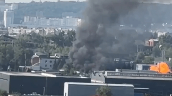 1 Ukraine Tan Cong Nha May Quan Trong Tai Nga Bang 11 May Bay Khong Nguoi Lai